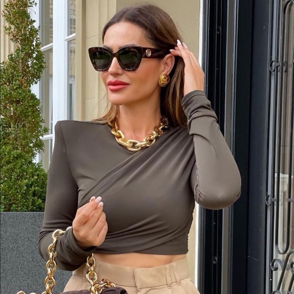 Fendi New Sunglasses - Picture 3 of 15